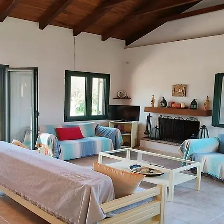 Holiday home Detached House In With Garden Pefkochori