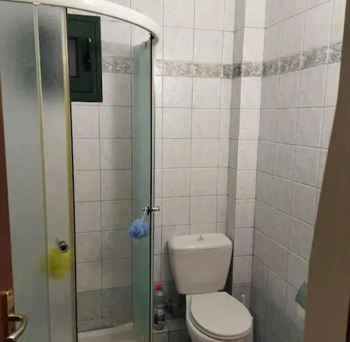 Detached House In With Garden Vakantiehuis Pefkochori