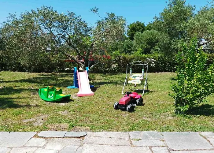 Detached House In With Garden * Pefkochori