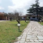 Case de vacanță Detached House In With Garden *